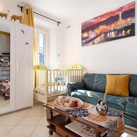 La Nuova Casetta Di Apartment